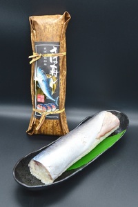 a12-210　特製さば寿司