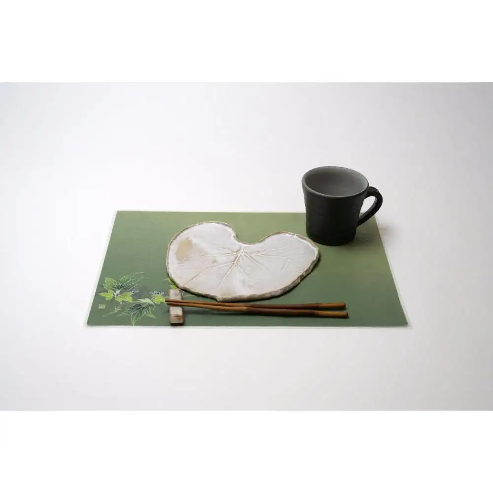 友禅シート　ランチョンマット　【野ブドウ(グリーン)】
