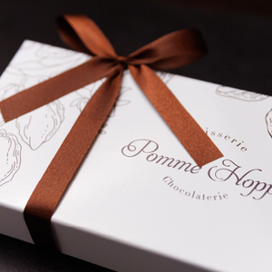 チョコレート 10個 ボンボンショコラ ウィスキーボンボン 冷蔵 プレゼント バレンタイン ホワイトデー デザート スイーツ ギフト 贈り物 贈答 お祝い 記念日 パティスリーポムホッペ 埼玉県 羽生市