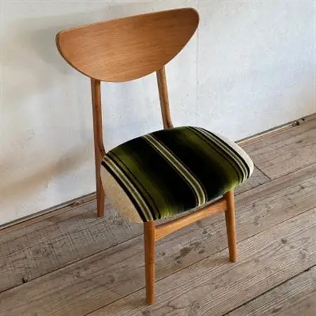 Karl Dining Chair グリーンストライプ ミディアムブラウンフレーム【SWOF】_雑貨・日用品 椅子・チェア・ソファ 家具・インテリア _【1539047】