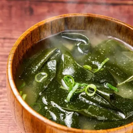 【毎月定期便】三陸の海の恵みをご自宅で手軽に!三陸パック＆ひとめぼれ米2合セット全4回_魚介・海産物 鮭・サーモン 鮮魚 さけ サケ さーもん  魚介・海産物 サバ 鮮魚 さば 鯖  魚介・海産物 タコ  たこ 蛸  魚介・海産物 わかめ 海苔・海藻 ワカメ  魚介・海産物  海苔・海藻   魚介・海産物      精米 米    ひとめぼれ 米   定期便 定期便  _【配送不可地域：離島】【4051790】
