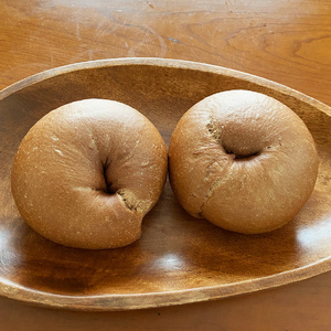 [ふわもちベーグル] 人気の3種とおたのしみ3個(プレーン3個・全粒粉3個・チョコ3個・おたのしみ3個) [1652]