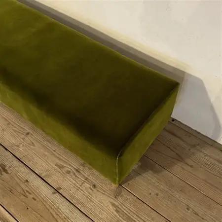 130 Bench(130ベンチ)モケット グリーン BR鉛筆脚【SWOF】_雑貨・日用品 椅子・チェア・ソファ 家具・インテリア _【1555806】
