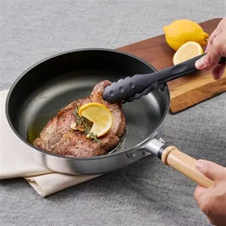 【ガス火用】新マイスタープレミアムフライパン26cm_雑貨・日用品 フライパン キッチン用品 _【1558500】