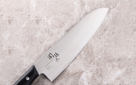 ■関孫六　あまいろ　三徳１６５ｍｍ　手入れのしやすさと堅牢性が融合 食洗機対応　貝印 キッチン 調理器具 日本製 キッチンツール