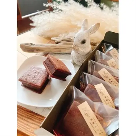 濃厚生チョコ咲く咲くココアクッキーサンド5個入り【配送不可地域：離島】【1564766】