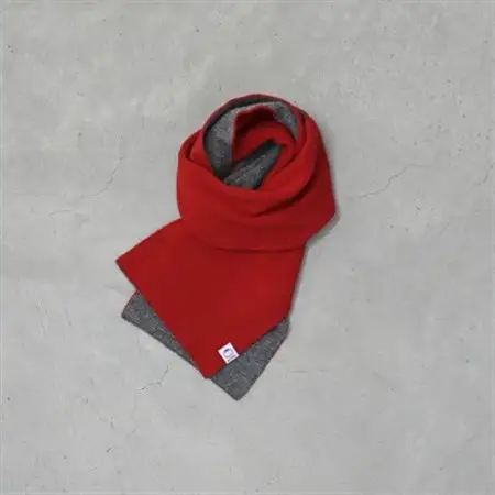 【 OTA KNIT 】TRAVEL SCARF トラベルマフラー(無地 レッド × グレー)_装飾品・工芸品 マフラー・手袋 服飾小物 _【1568539】