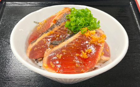 26-18．四万十市場のカツオたたきスライス生姜醤油漬け・カツオ生節醤油漬け(スティック)・季節の魚醤油漬けセット