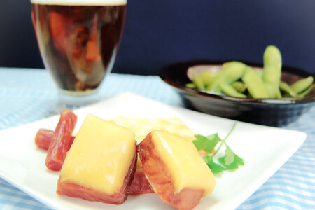 【お試しセット】 チーズ おつまみ チーズかつお 47g 1袋 ＆ まぐろチーズ 41g 1袋 ＆ 食べるおだし (かつお) 33g 1袋 [石原水産 静岡県 吉田町 22424385]