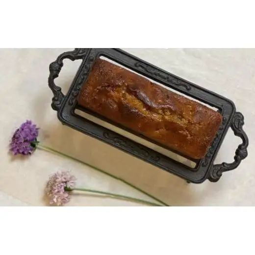 保存料・着色料は使用せず、三重県産高級小麦粉を使ったHideka.5のパウンドケーキ　無花果とレーズンのラム酒漬け　フルサイズ1本　Hideka.5【パウンドケーキ お取り寄せ グルメ スイーツ お菓子 おやつ 洋菓子 ケーキ かぶせ茶 お茶 黒豆 ギフト 贈り物 三重県 四日市市 四日市】