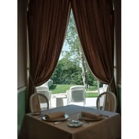 HOTEL de L'ALPAGE館内利用チケット【20,000円分】_旅行券・チケット 食事券    旅行券・チケット 宿泊商品券 宿泊券 _【1574529】