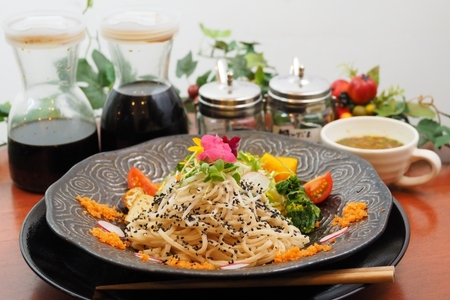 奈良県産有機JAS認証玄米100％使用玄米麺 菊芋 ／ 樞 クルル エシカル・サスティナブル SDGs 癒しの玄米麺 奈良県 葛城市【kuru001】