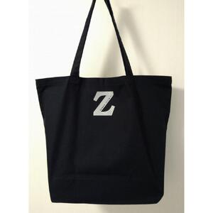 魔法の言葉「いずい」で「もちつもたれつ」IZUI トートバッグ (ブラック)