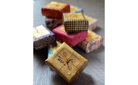 【 小豆島 】 黒ごま 塩オリーブ 石鹸 【ハチミツ配合】3個セット 美容 保湿 素肌 敏感肌 キメ細やか 泡 毛穴 せっけん エキストラバージン オリーブ オイル はちみつ 蜂蜜 ハチミツ 黒ゴマ 黒胡麻 香川 香川県 土庄 土庄町