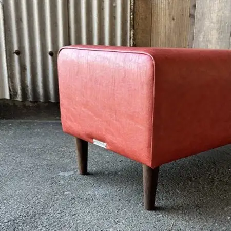 130 Bench(130ベンチ)ランド レッド BR鉛筆脚【SWOF】_雑貨・日用品 椅子・チェア・ソファ 家具・インテリア _【1580511】