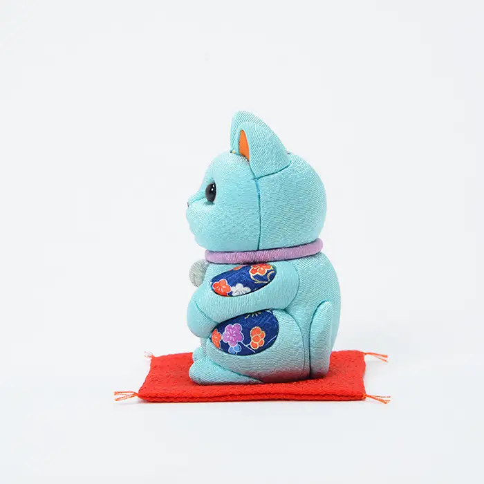 木目込人形（招き猫・風水（中）青） | まねきねこ 猫 飾り物 人形 置物 ちりめん 伝統工芸 縁起 開運招福 千客万来 商売繁盛 金運 インテリア プレゼント 雑貨 可愛い 柿沼東光 クールジャパン The Wonder 500 埼玉県 越谷市