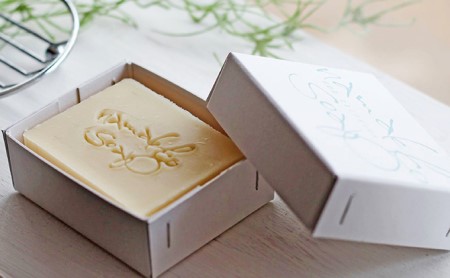京都産なまこのせっけん namakko soap せっけん 石けん 手作り 石鹸 固形石けん なまこ ナマコ コラーゲン セラミド サポニン 高保湿 無添加 洗顔 洗髪 コールドプロセス製法 なまこ石鹸 手作りせっけん専門店  049-02