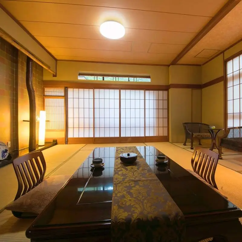 No.3074 土湯温泉 源泉湯庵ニュー扇屋【福島のお酒で乾杯！福島牛ステーキプラン】1泊2食付2名様
