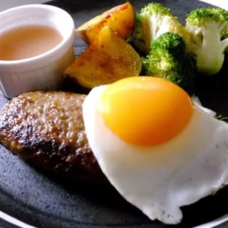 【毎月定期便】【全国テレビで絶賛】マインズハンバーグ(4個セット)全3回_肉 ハンバーグ 牛肉   定期便 定期便  _【配送不可地域：離島】【4064186】