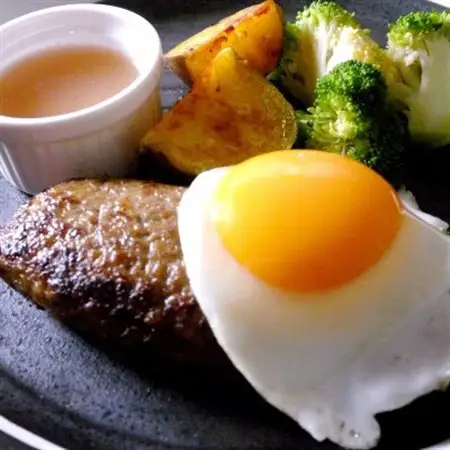 【毎月定期便】【全国テレビで絶賛】マインズハンバーグ(8個セット)全12回_肉 ハンバーグ 牛肉   定期便 定期便  _【配送不可地域：離島】【4064198】