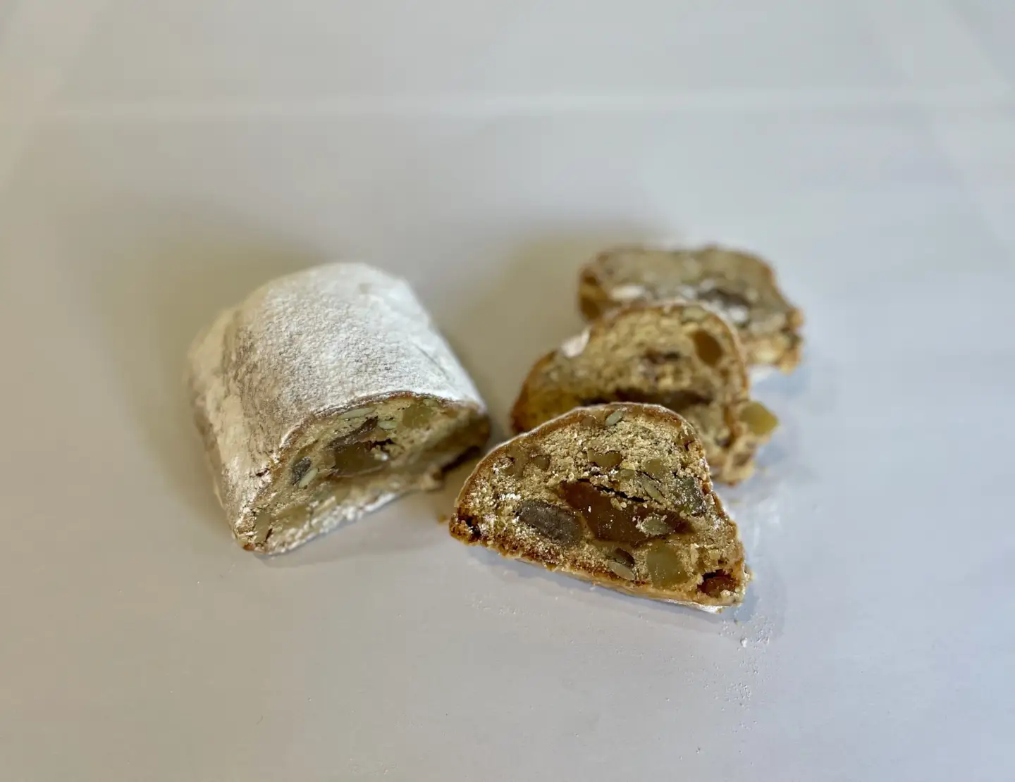 【salut!!】　紅茶香る秋のシュトーレン　（10月発送商品です）スイーツ 洋菓子 ケーキ 紅茶 アールグレイ 具だくさん 秋 秋の味覚 期間限定 人気 人気ケーキ ギフト 贈り物 贅沢 ご褒美 プレゼント_0026-003-se5