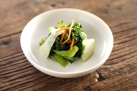 【R8.10月～2月順次発送】マルハチ おみ漬 150g×10袋 先行受付 青菜 からし菜 秋冬限定 シャキシャキ食感 漬物 しょうゆ漬け 伝統漬物【入金期限：2026年9月30日】