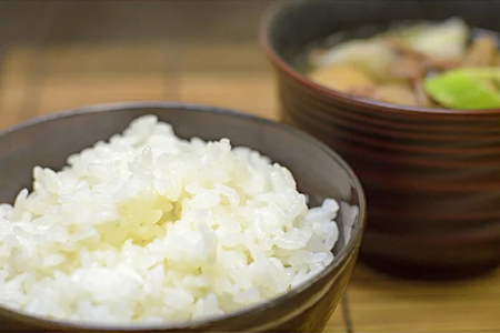 米 令和7年産 こしひかり 天日乾燥「和」 5kg 特別栽培米 精米 [農家の蔵出し米生産組合 山形県 高畠町 tk06ays900026]