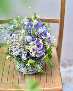 フラワーアレンジメント Sサイズ 花 花束 ブーケ アレンジ プレゼント ドライフラワー 生花 KACHA 19-009