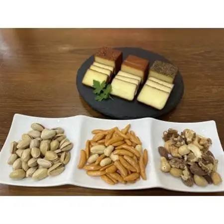 京都府城陽市　化粧箱入り　燻製専門店が厳選した燻製6点『宅飲みセット』　合計365g_卵・乳製品 チーズ    惣菜・加工品 燻製（スモーク）  _【配送不可地域：離島】【1598046】