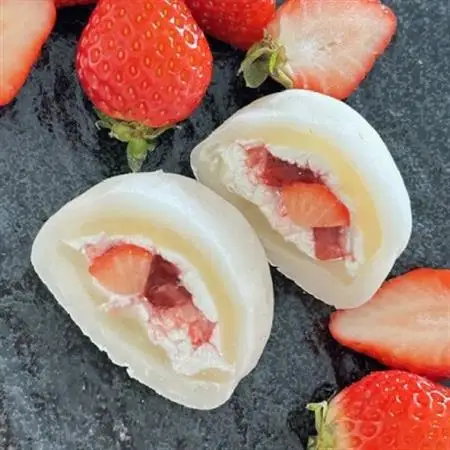 【冷凍4個入り】フルーツ専門店が作るいちごクリーム大福_菓子・スイーツ 大福  だいふく ダイフク_【配送不可地域：離島】【1597940】