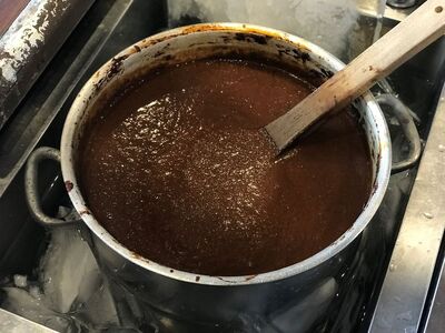 丹波もみじ (鹿肉)すね肉の欧風ジビエカレー(150g×3パック) ふるさと納税 福知山市 カレー carry ジビエ ジビエカレー丹波もみじ 鹿肉 すね肉 欧風 フレンチ ビストロq 【fc-EL002】【Bistrot q】