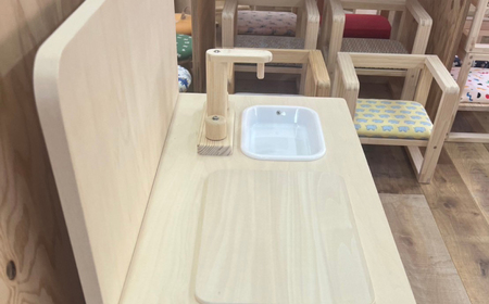 おもちゃ 家具職人が作った 木製ミニキッチン [AIDE005]