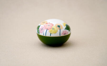 有田焼 ボンボニエール（ガーベラ / イエロー系）職人舎 【伝統工芸士・松尾せつ子】食器 器 うつわ 染付 花柄 ジュエリーボックス 菓子箱 伝統工芸 手描き イエロー 黄 工業組合 A120-38