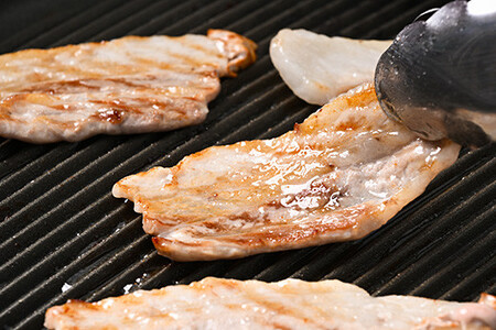 和豚もちぶた 高級部位焼き肉用 1.8kgセット (ロース・バラ・肩ロース) ◇｜和豚 