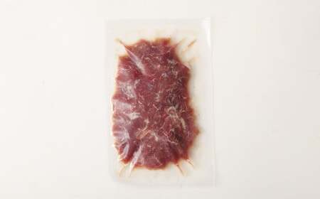 【3ヶ月定期便】馬さくらユッケ 約250g（約50g×5） 計約750g 馬肉 ユッケ 赤身馬肉 赤身 肉 お肉 生食 おつまみ 小分け カット済み お取り寄せグルメ 定期便 熊本県 西原村 冷凍