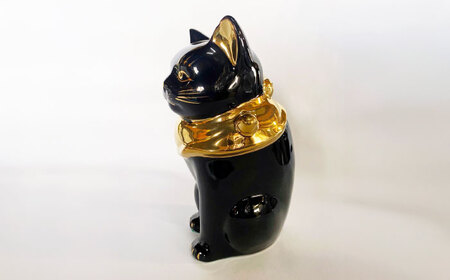 【瀬戸焼】江戸猫 ブラック 本金 右手上げ 19cm 化粧箱入り【スズカ】 / 招き猫 インテリア 雑貨 置き物 開運 / 瀬戸市 [BBDJ005]