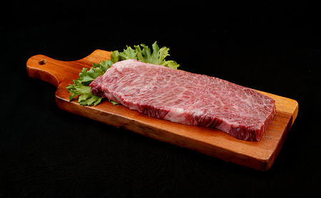 ステーキ 奈義和牛 肩 ロースステーキ 600g (300g×2)