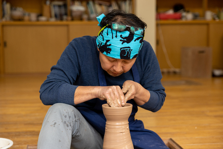 萩焼作家 波多野英生との作陶体験物語 【完全予約制／萩焼作陶体験１名様分】