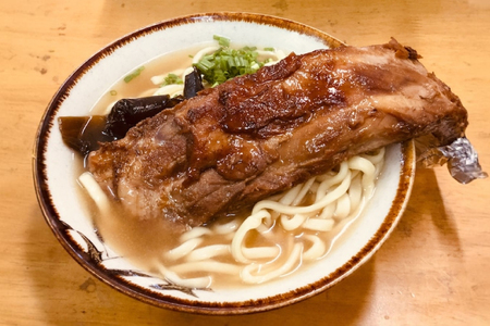 沖縄そば ソーキそば 食べ比べ 3食セット [味の店にしんすに 沖縄県 伊江村 ie47bde270001]