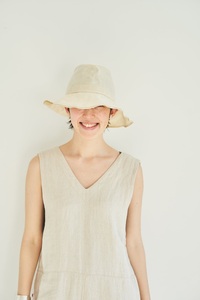 012 Mia Hat Canvas Soft Hat　【Ivory】 帽子 ハット 59cm アイボリー  コットン100% パラフィン加工 サイズ調整ゴム付き 1枚仕立て 薄い 軽い 折りたたみ 携帯 デイリー使い 男女兼用 キャンバス ソフトハット ファッション 日本製 北杜市 [h333]