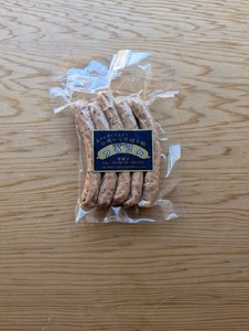 うちゅうブルーイング クラフトビール6本と名水百選で知られる白州の手作りソーセージ3種セット ソーセージ ウインナー ベーコン 詰め合わせ 宇宙ビール [h131]