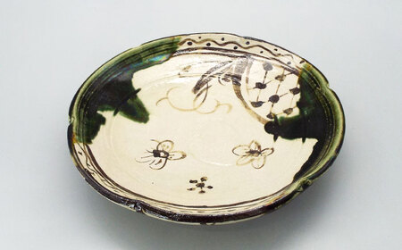 【瀬戸焼】塩草窯・織部まどつる 盛皿 【山 佳】/ 陶器 皿 食器 / 瀬戸市[BBDH001]