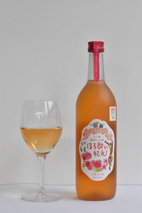 幻の桃「蟠桃」のお酒(1本x720ml)＆パウンドケーキ(カット6枚)の果樹園ギフト！(岡山県産) 【KF-S005-02】