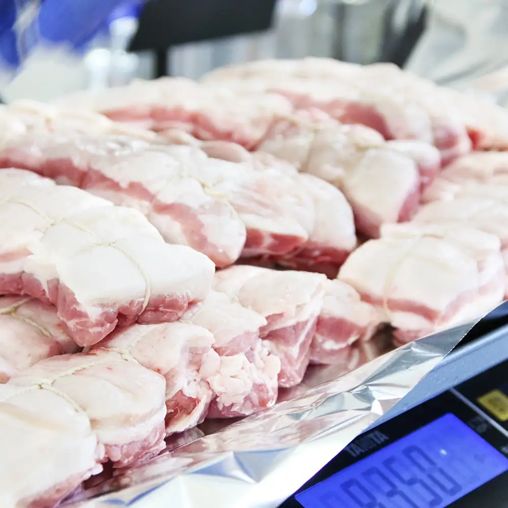 三重県産のブランドポーク「さくらポーク」を使用した、つくだ煮屋のたまり叉焼（チャーシュー）1個 【チャーシュー丼 丼ぶり どんぶり 豚肉 ぶた たまり醤油  ごはんのお供 おかず おつまみ 晩酌 三重県 四日市市 ふるさと納税】
