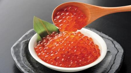 自家製 いくら 醤油漬 内容量 300g 特製 出汁醤油 漬け 自慢の一品 北海道産 鮭卵 鮭 魚卵 海産物 海鮮 海の幸 いくら丼 手巻き寿司 海鮮ちらし ちらし寿司 ご飯のお供 北海道 函館市 送料無料_HD069-040