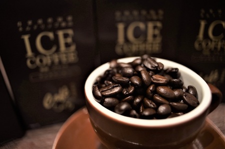 98 ひぐちのアイスコーヒーネルドリップ抽出無糖１リットル６本