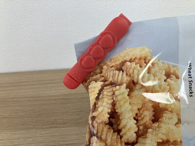 【選べるカラー】いちごパチック 8個（レッド、ピンク、パープル、スカイブルー）※必ず2色お選びいただき備考欄へご明記ください