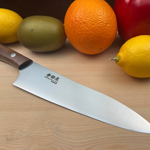 関寺田屋　牛刀包丁　１８０ｍｍ　ＶＧ１０全鋼　天然木柄　ウォルナット　柄ガラスコーティング塗装/ナイフ 包丁 オールＶＧ１０鋼材 オールステンレス キッチンナイフ キッチン用品 調理器具 日本製