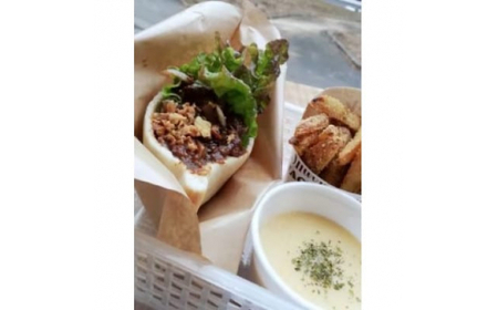 キャンプ場での朝ごはん♪　ふれあい朝食ご利用券　(4セット) (BF012)