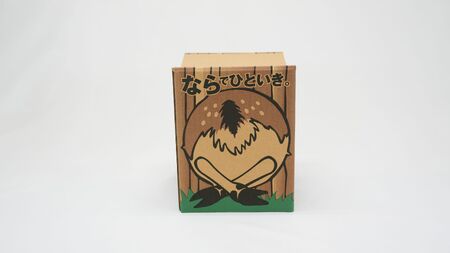 ダンボールSTOOL（イス）／災害 緊急時 コンパクト イス キャンプ 備蓄 環境にやさしい 奈良県 御所市